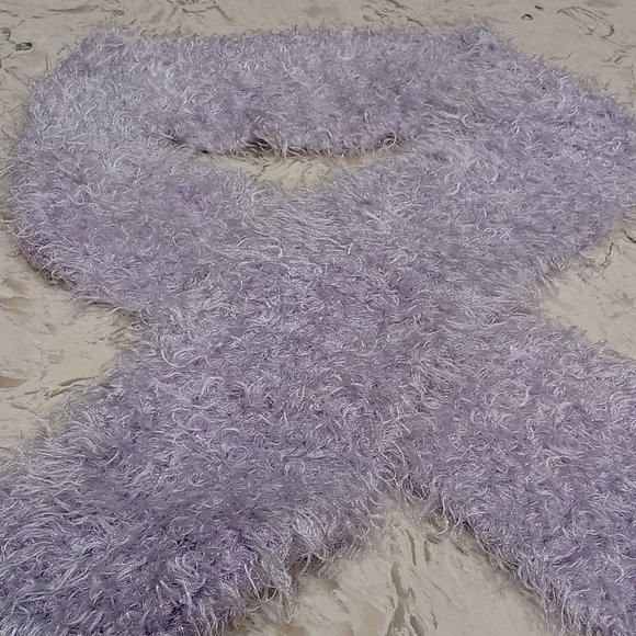 Handmade Knitted Infinity Scarf Light Purple. - Picture 1 of 3